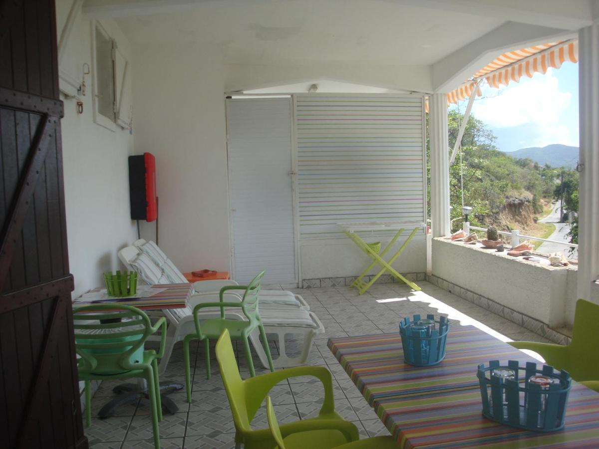 Escale Creole Apartment Terre-De-Haut Exterior photo
